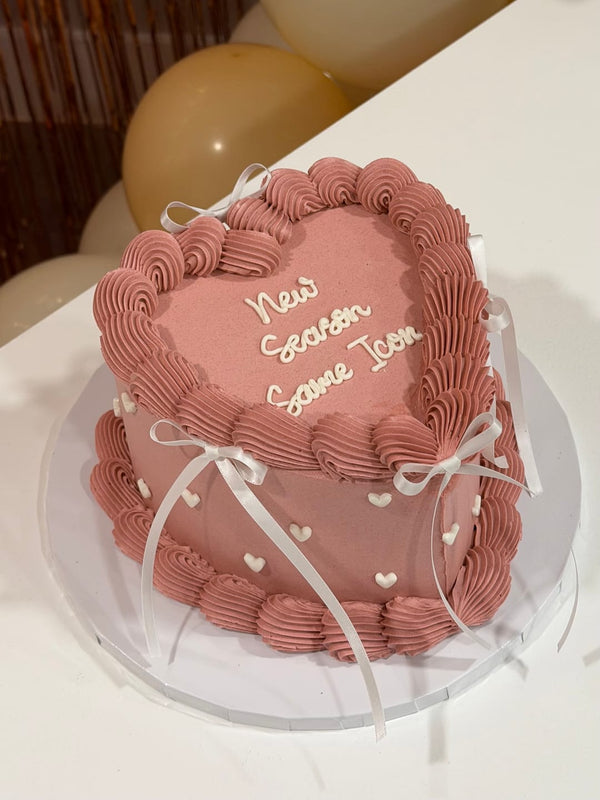 Cake by dbakers Miami — review by Angelica C.
