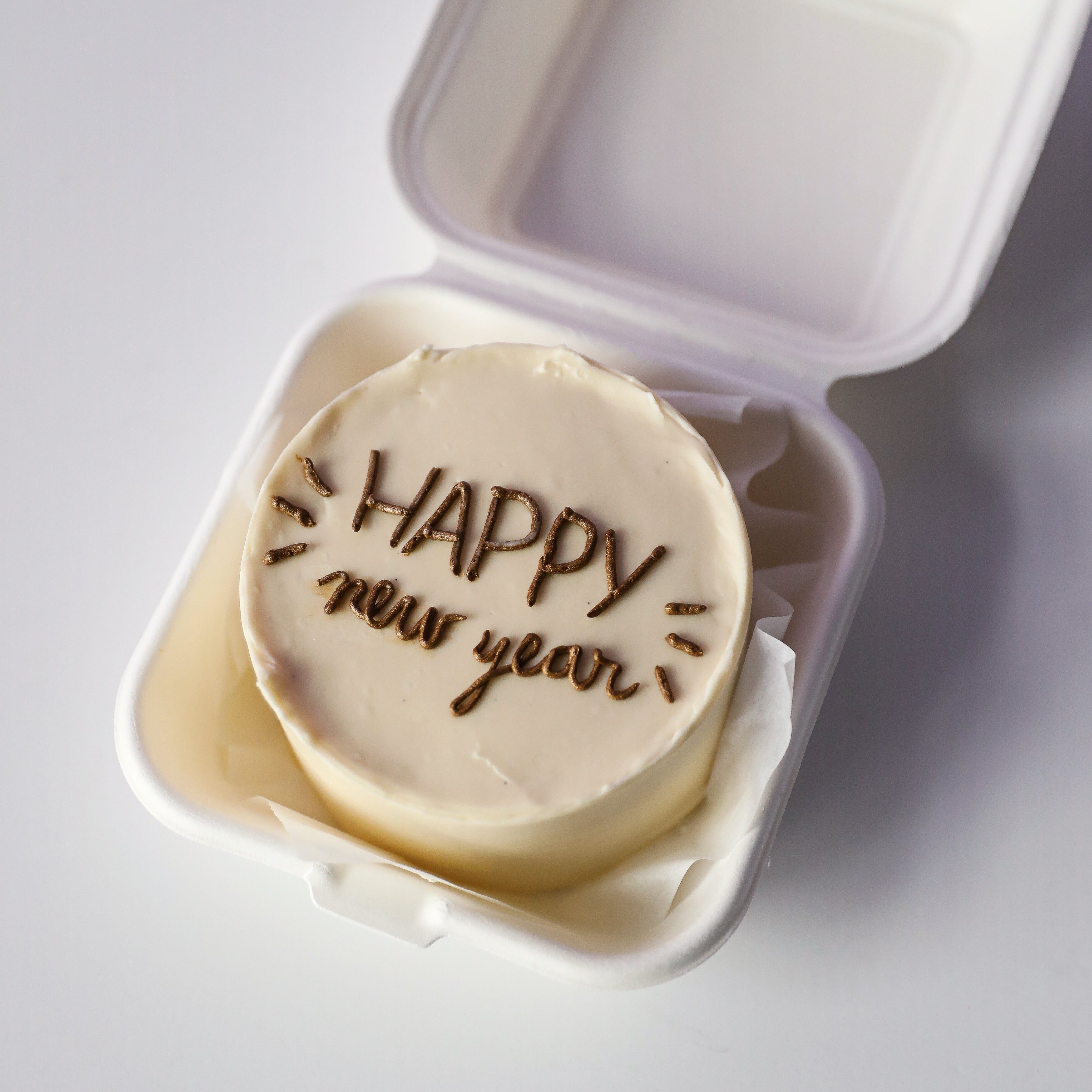 Happy New Year Cake  | dbakers Sweet Studio