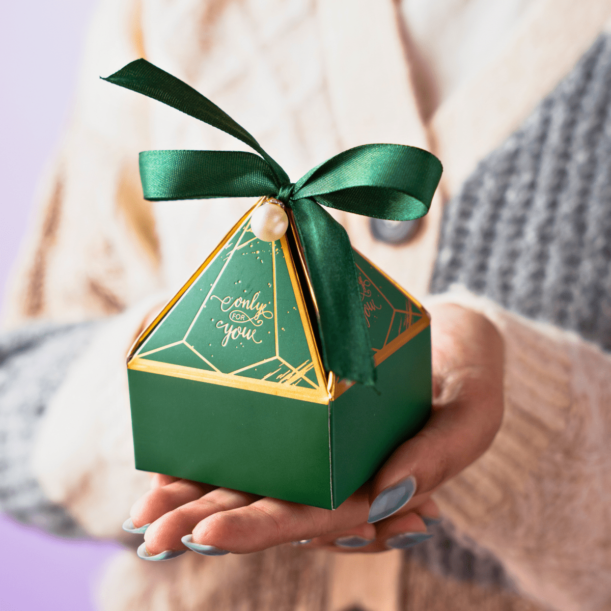 Christmas Macaron Duo Box - dbakers Miami