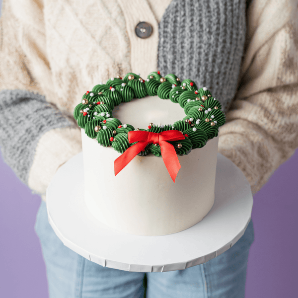 Christmas Wreath Cake - dbakers Miami