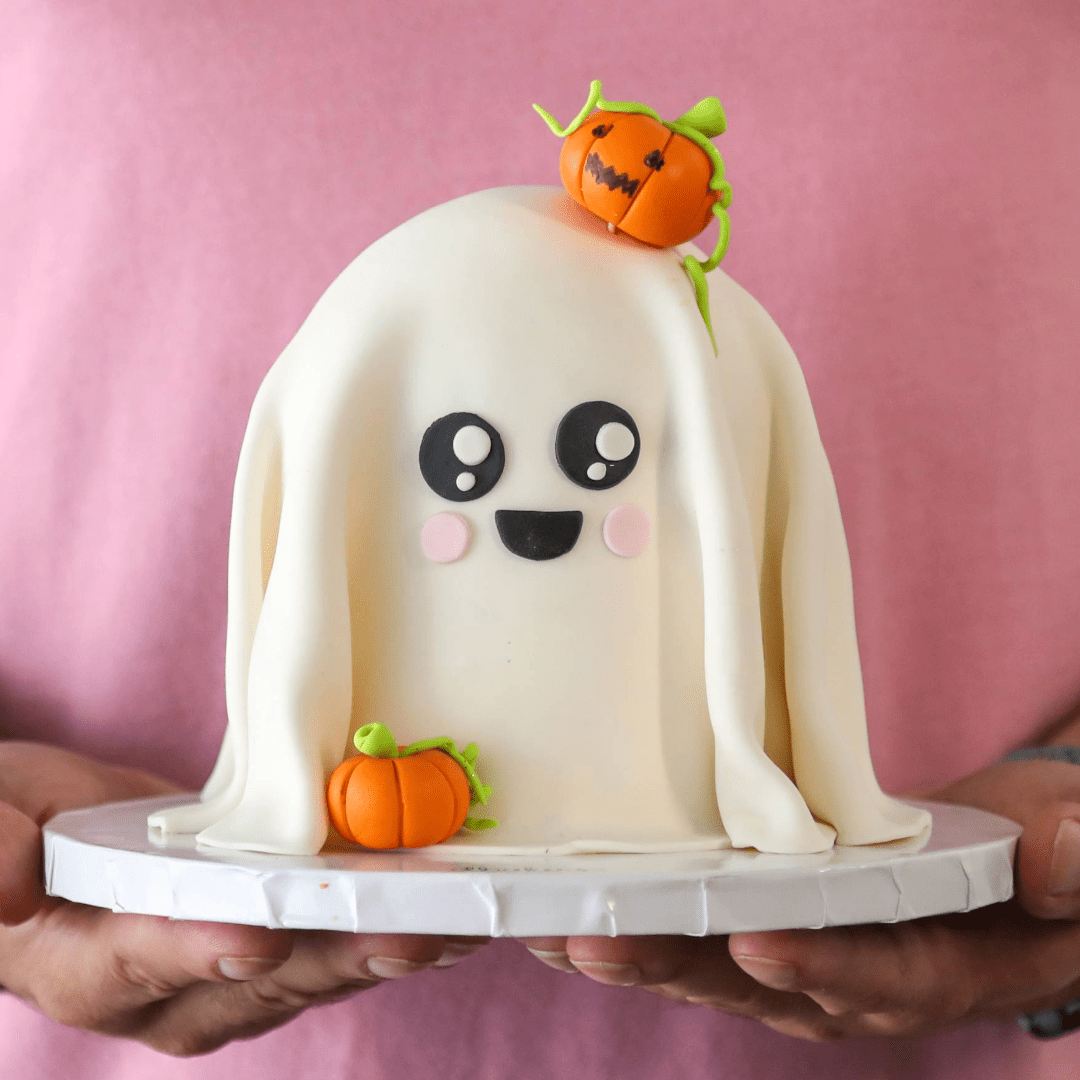 Friendly Ghost Cake  | dbakers Sweet Studio