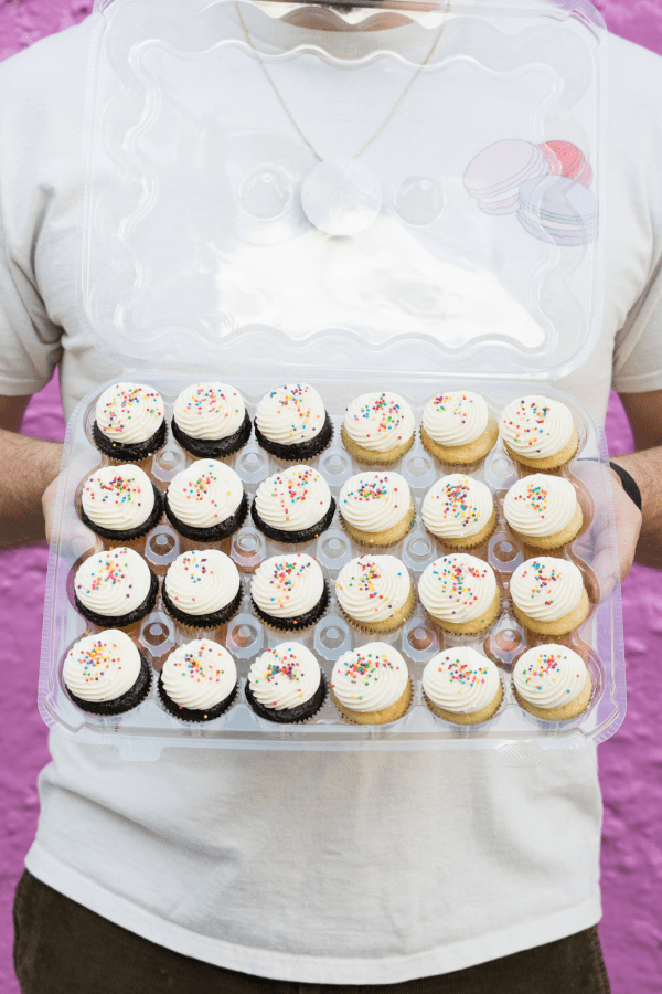 Mini Cupcakes (Box of 24) - dbakers Miami