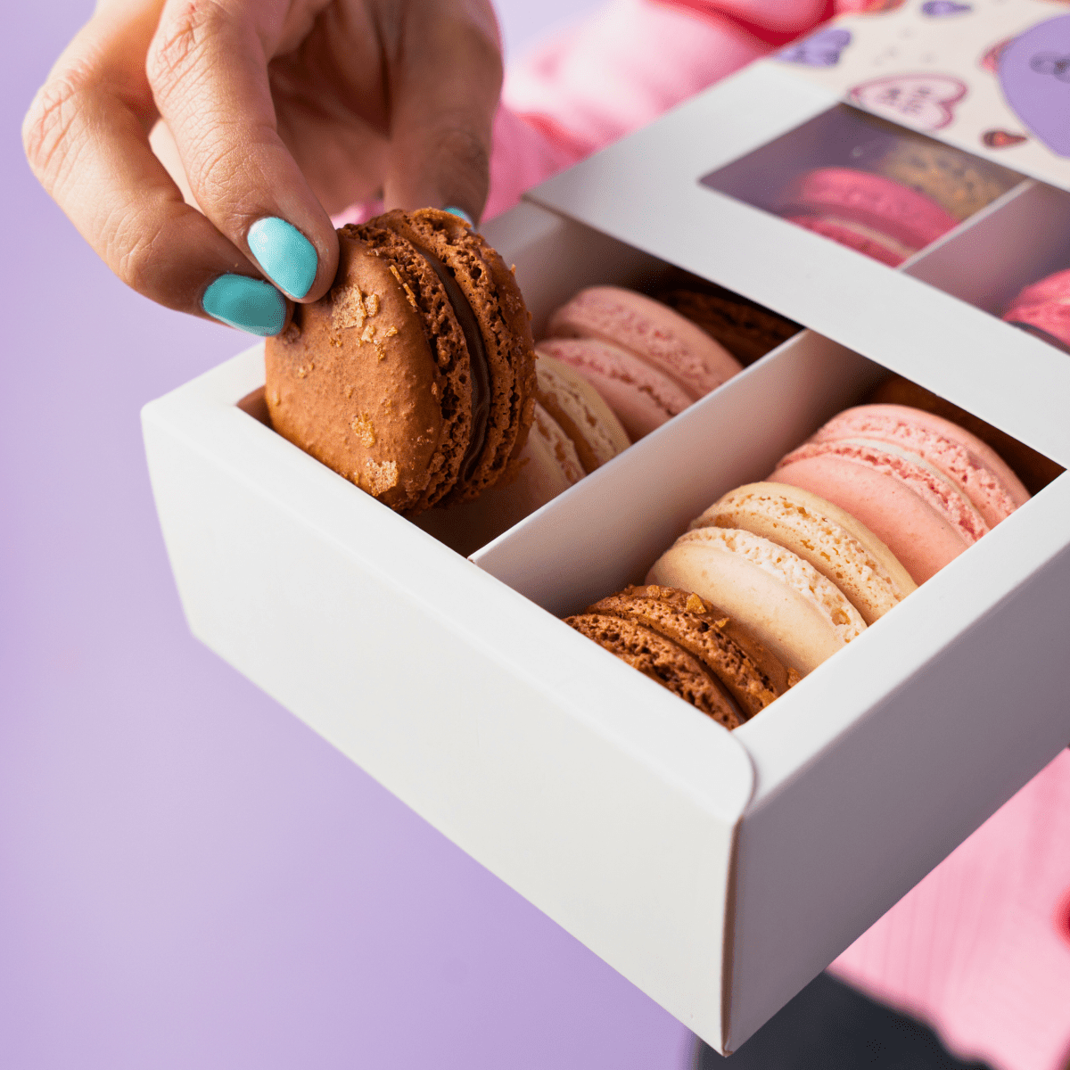 Valentine’s Macaron Gift Box - dbakers Miami