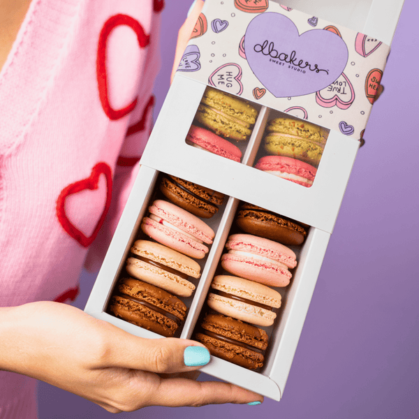 Valentine's Macaron Gift Box | dbakers Sweet Studio | Best Cakes Miami